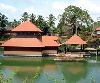 Ananthapura Lake Temple, Kasargod
